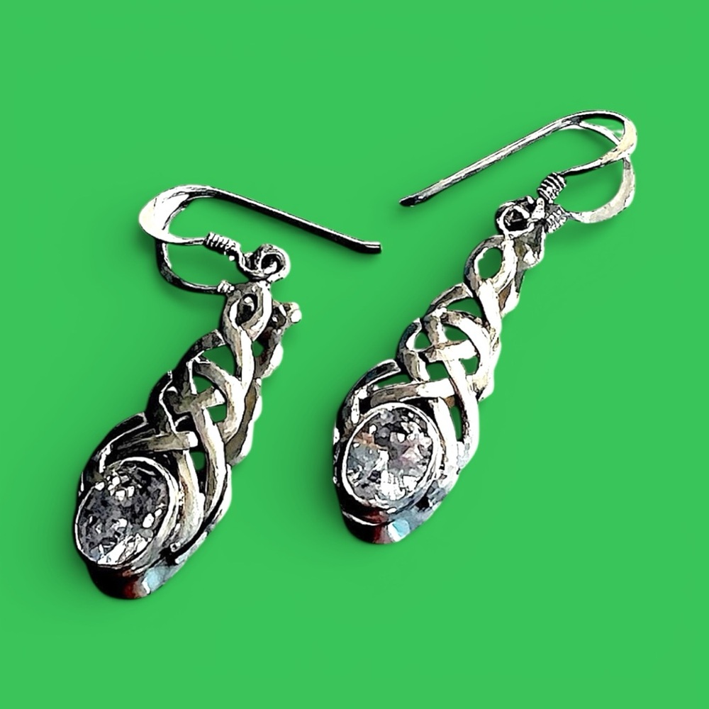 Genuine☘️Silver with Oval Faux Stones in a CELTIC DESIGN Drop Earring